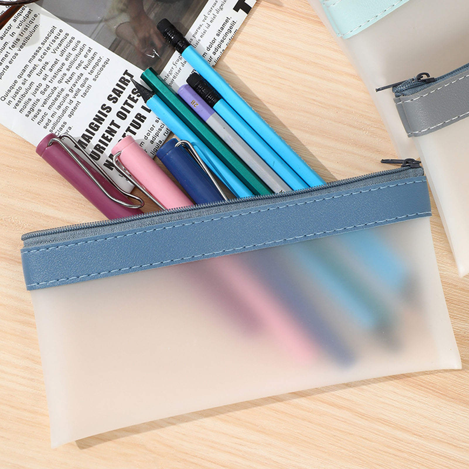 Tempat pensil buram transparan - Aesthetic Large Pencil Case Pouch ulasan dan harga